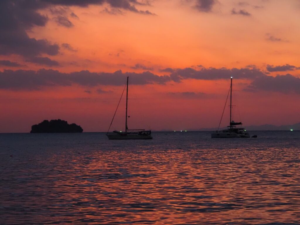 Railay z morza