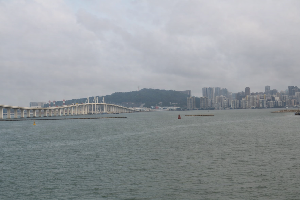 most hongkong zhuhai makao widok z promu