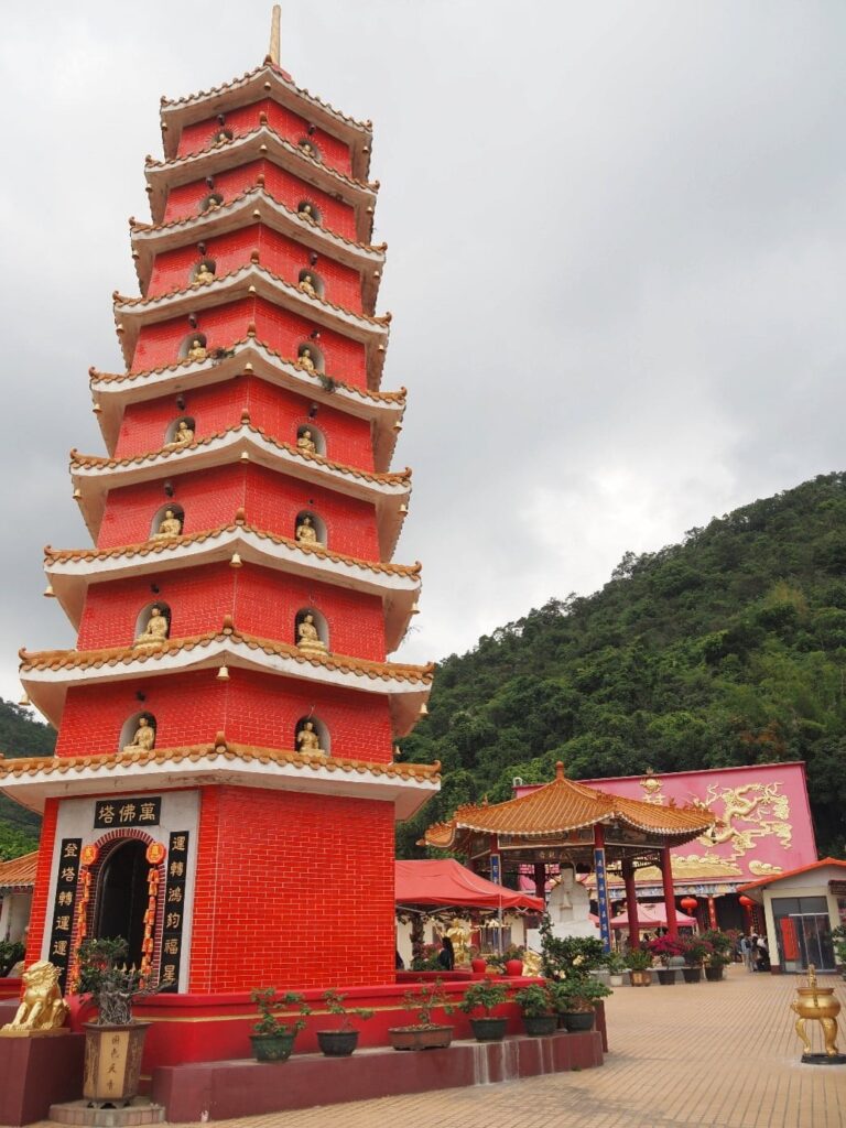 Hongkong Ten Thousand Buddhas Monastery świątynia i zabudowania