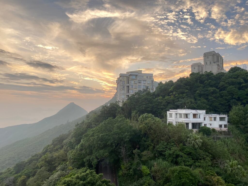 Hongkong Victoria Peak widok miasto zachód słońca
